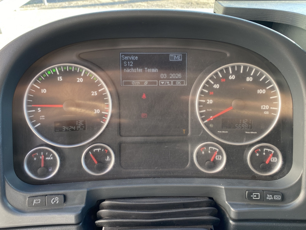 Camion plateau, Camion grue MAN TGM 15.290 4x2 BL / HIAB Faltkran: photos 29