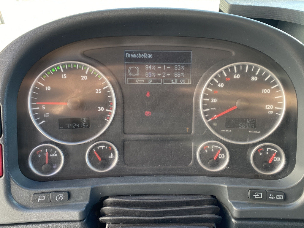 Camion plateau, Camion grue MAN TGM 15.290 4x2 BL / HIAB Faltkran: photos 27