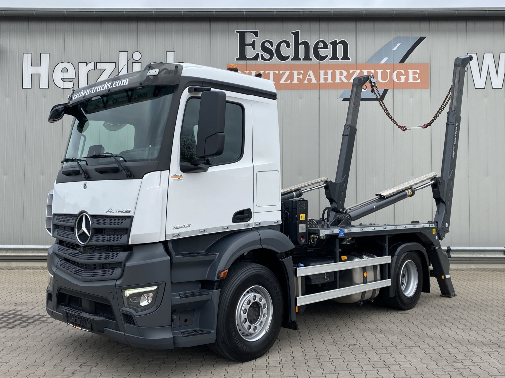 Mercedes-Benz 1842 L Actros - Camion multibenne: photos 1 Mercedes-Benz 1842 L Actros - Camion multibenne: photos 1