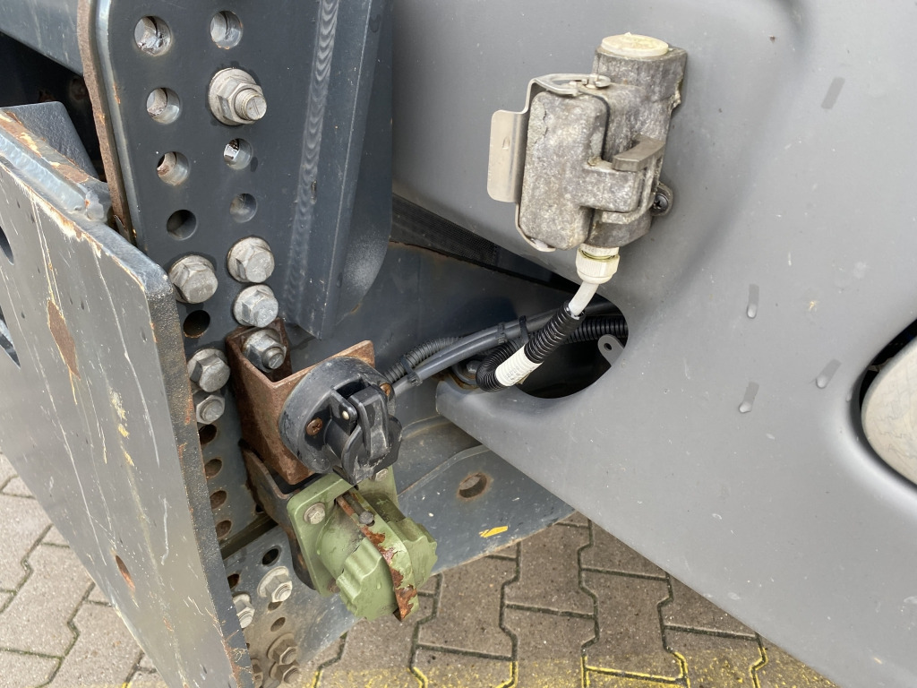 Mercedes-Benz 3346 AK 6x6 - Camion benne: photos 3 Mercedes-Benz 3346 AK 6x6 - Camion benne: photos 3