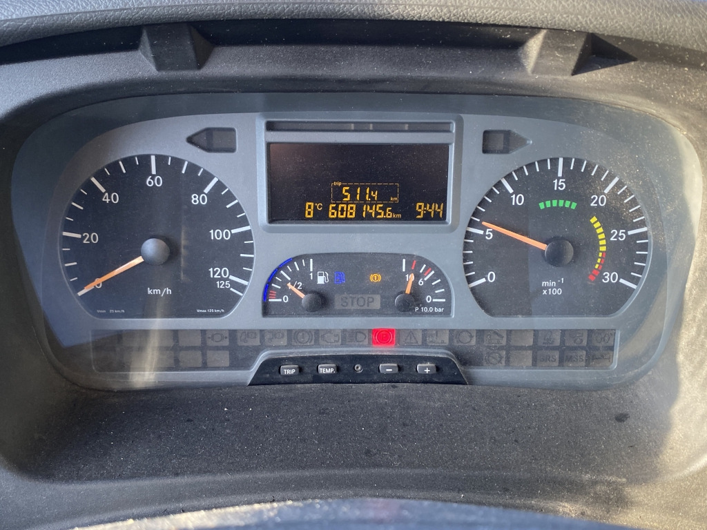 Mercedes-Benz 818 Atego - Camion plateau: photos 5 Mercedes-Benz 818 Atego - Camion plateau: photos 5