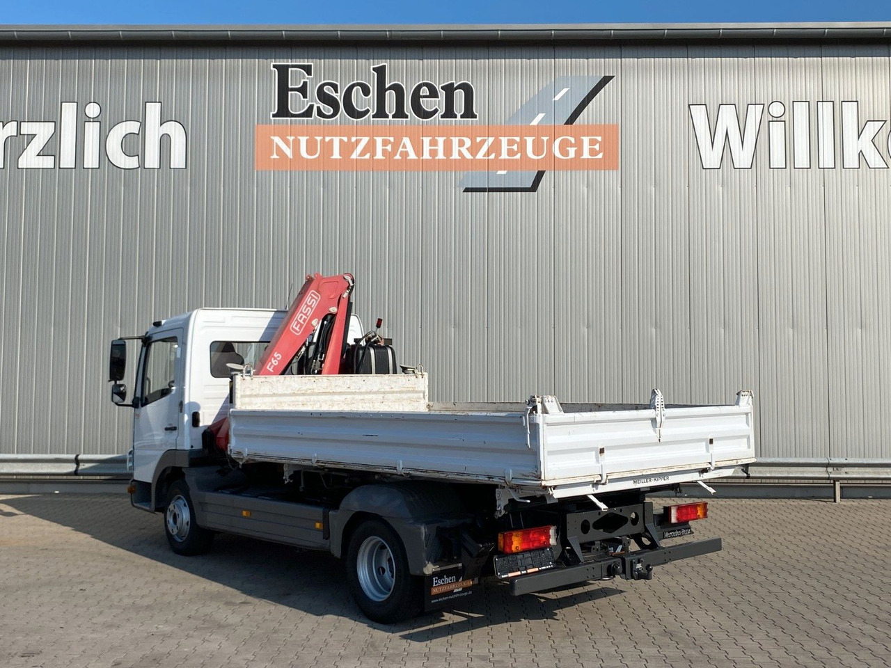 Mercedes-Benz 818 Atego | Fassi F65*MEILLER*PKW-AHK*1.Hand - Camion benne, Camion grue: photos 4 Mercedes-Benz 818 Atego | Fassi F65*MEILLER*PKW-AHK*1.Hand - Camion benne, Camion grue: photos 4