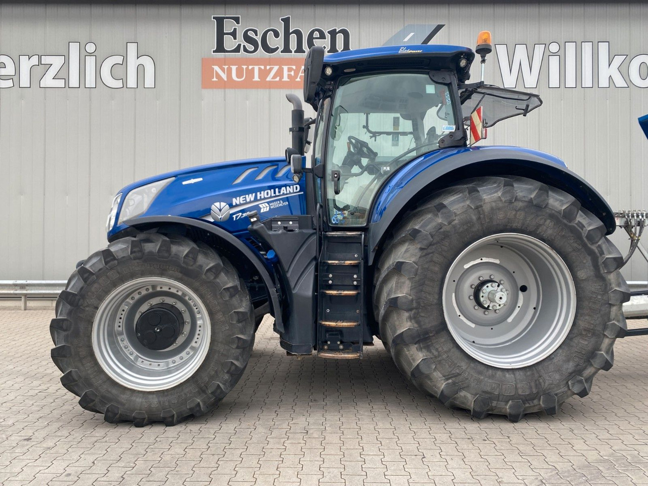New Holland T7.315 AC 4x4 | Fronthydraulik*LoadSensing*Klima - Tracteur agricole: photos 3 New Holland T7.315 AC 4x4 | Fronthydraulik*LoadSensing*Klima - Tracteur agricole: photos 3