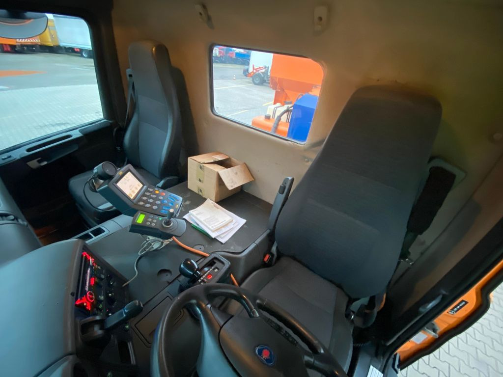 Engin de déneigement Scania P 230 | Winterdienst*Salzstreuer/Küpper-Weisser: photos 15
