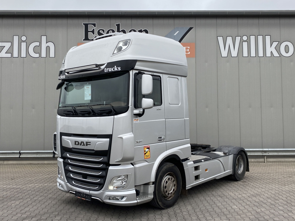 DAF XF 530 FT - Tracteur routier: photos 1 DAF XF 530 FT - Tracteur routier: photos 1