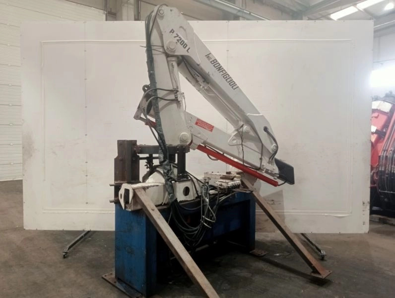 Grúa Bonfiglioli P.7200L - Grue auxiliaire pour Camion: photos 2 Grúa Bonfiglioli P.7200L - Grue auxiliaire pour Camion: photos 2