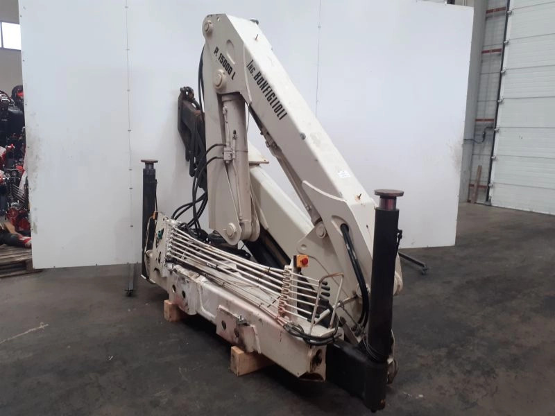 Grúa Bonfiglioli P15000L - Grue auxiliaire pour Camion: photos 5 Grúa Bonfiglioli P15000L - Grue auxiliaire pour Camion: photos 5