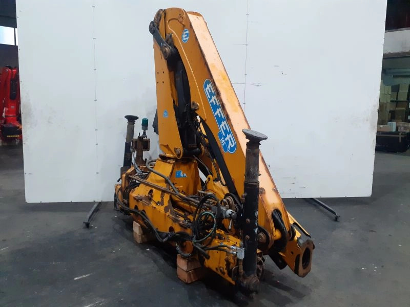 Grúa Effer 145/3S - Grue auxiliaire pour Camion: photos 4 Grúa Effer 145/3S - Grue auxiliaire pour Camion: photos 4