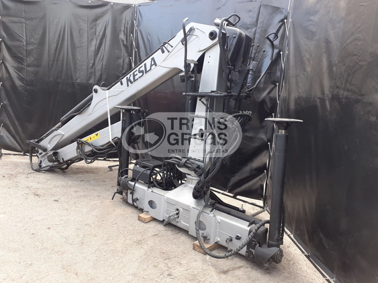 Grúa Kesla 2009L - Grue auxiliaire pour Camion: photos 5 Grúa Kesla 2009L - Grue auxiliaire pour Camion: photos 5