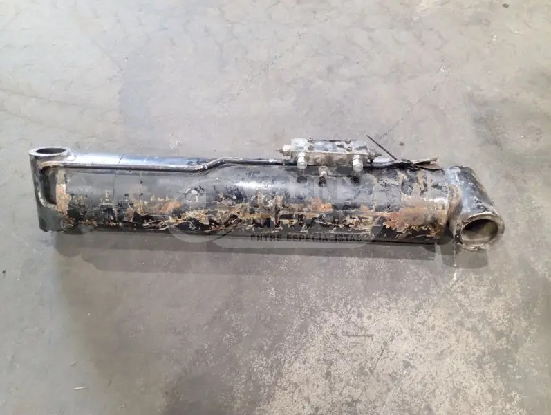 Crédit-bail de  Grúa PM 23 solo para recambios Grúa PM 23 solo para recambios: photos 8