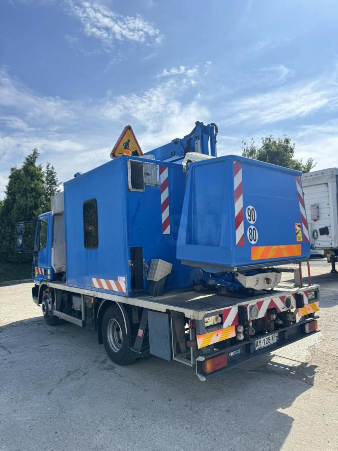 Iveco Eurocargo 100E18 - Camion avec nacelle: photos 4 Iveco Eurocargo 100E18 - Camion avec nacelle: photos 4