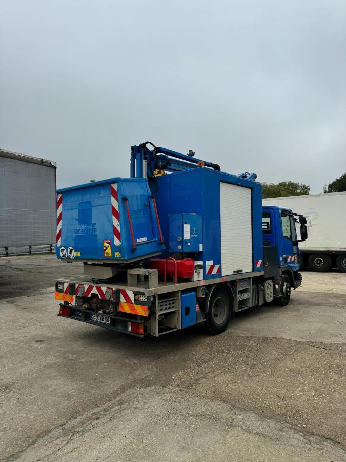 Iveco Eurocargo 100E19 - Camion avec nacelle: photos 5 Iveco Eurocargo 100E19 - Camion avec nacelle: photos 5