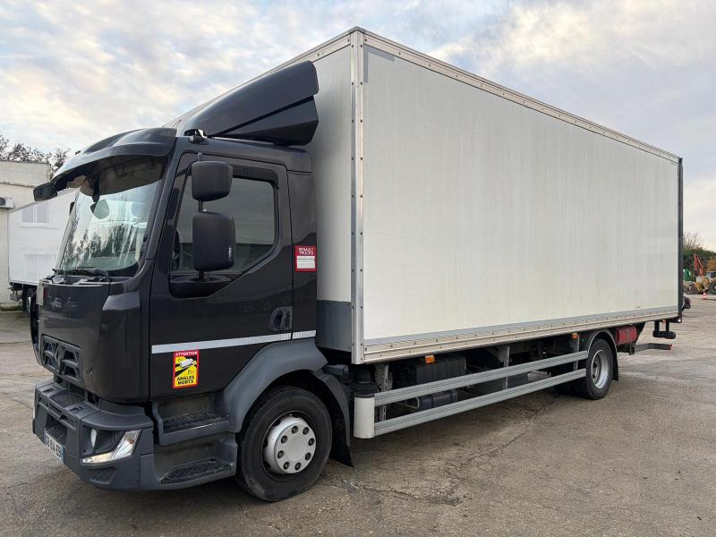 Renault D-Series 240.12 - Camion fourgon: photos 1 Renault D-Series 240.12 - Camion fourgon: photos 1
