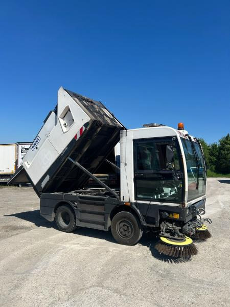 Schmidt Clingo 500 Compact 400 - Balayeuse de voirie: photos 4 Schmidt Clingo 500 Compact 400 - Balayeuse de voirie: photos 4