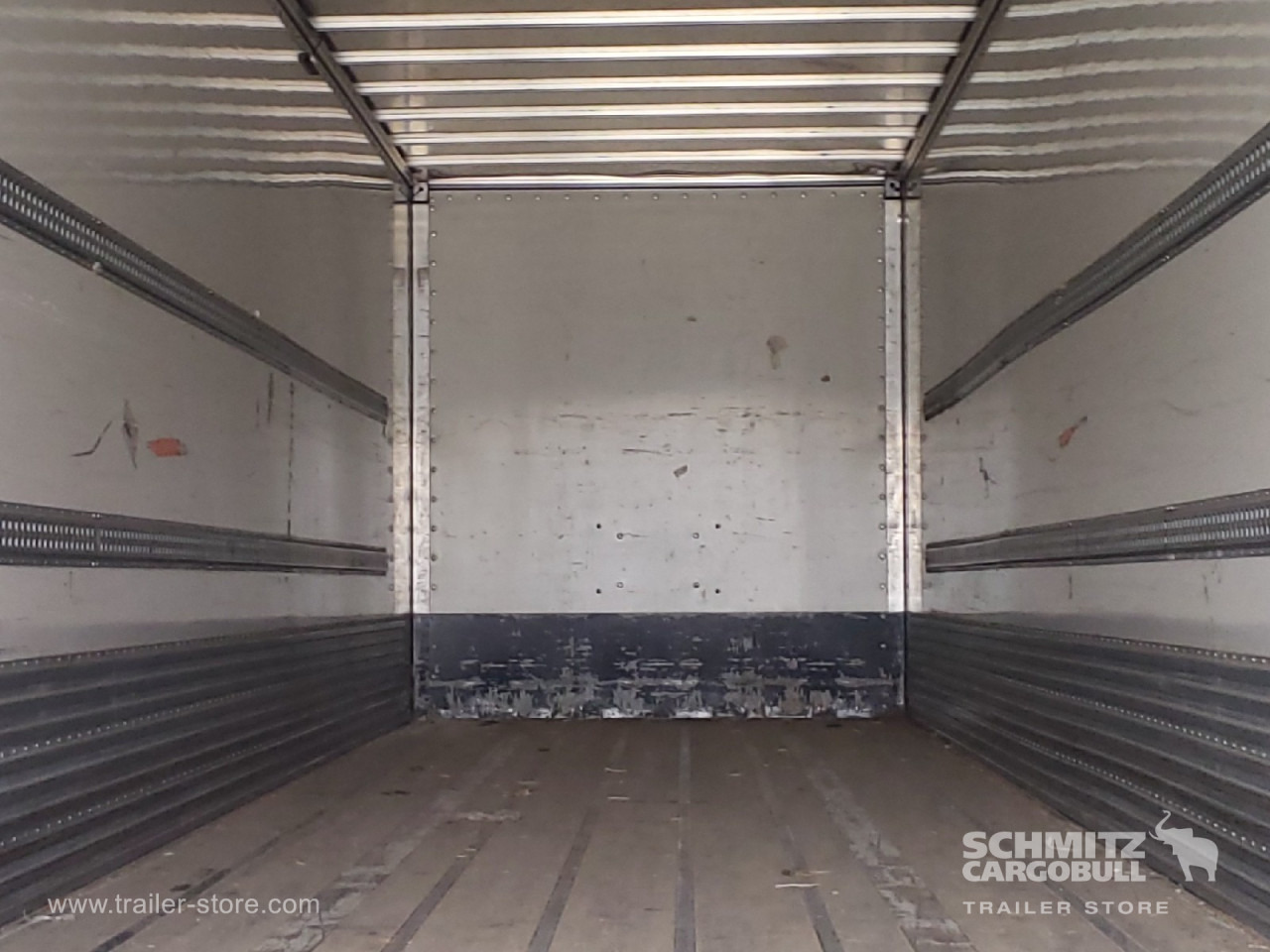 FRUEHAUF Dryfreight Standard Roller shutter door - Semi-remorque fourgon: photos 3 FRUEHAUF Dryfreight Standard Roller shutter door - Semi-remorque fourgon: photos 3