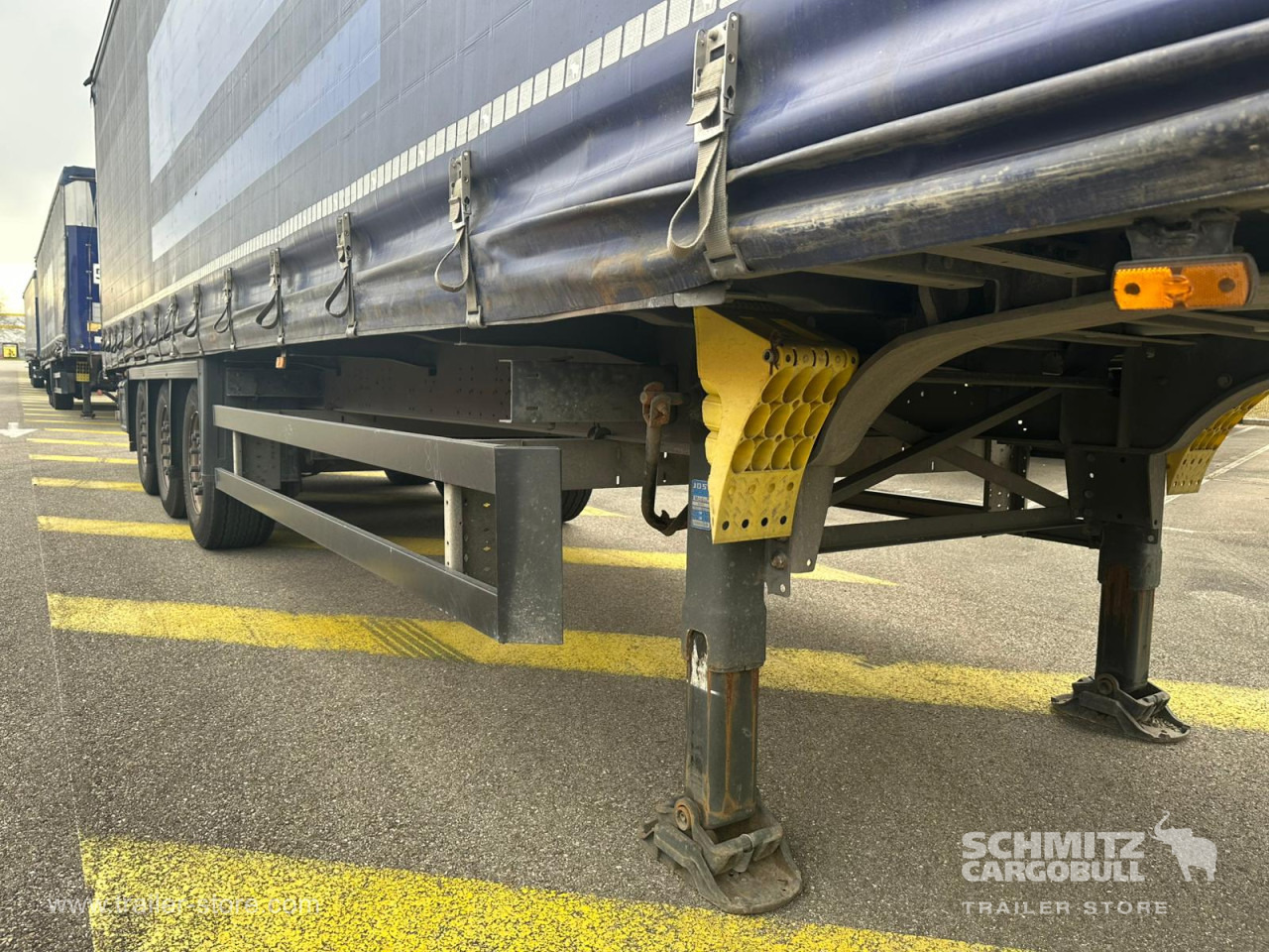 SCHMITZ Curtainsider Mega - Semi-remorque rideaux coulissants: photos 2 SCHMITZ Curtainsider Mega - Semi-remorque rideaux coulissants: photos 2
