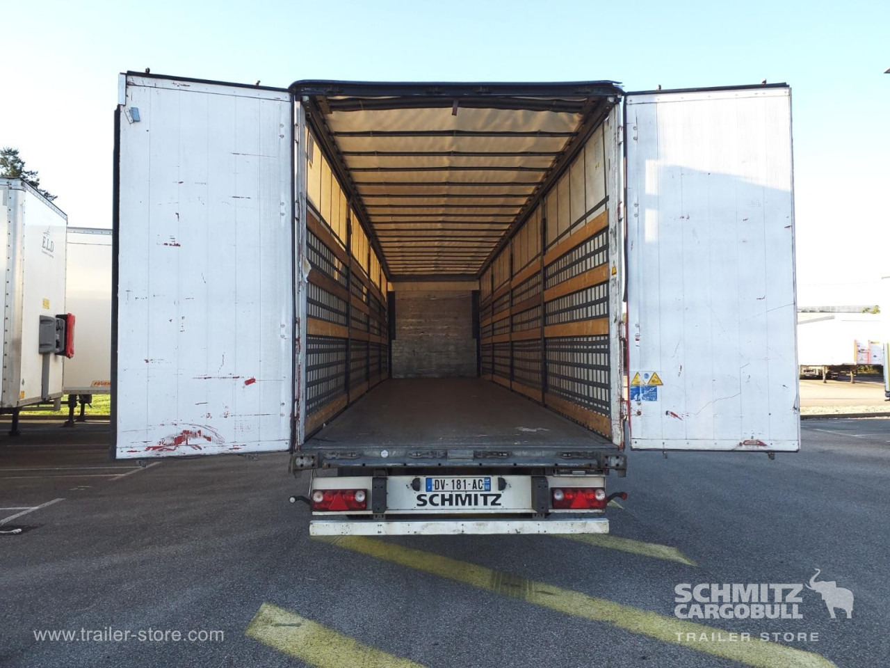 SCHMITZ Curtainsider Standard - Semi-remorque rideaux coulissants: photos 4 SCHMITZ Curtainsider Standard - Semi-remorque rideaux coulissants: photos 4