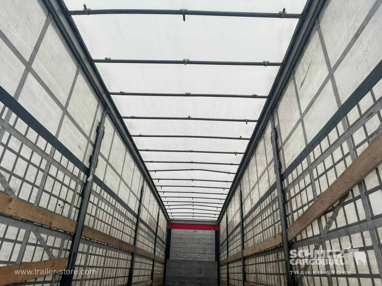 SCHMITZ Curtainsider Standard - Semi-remorque rideaux coulissants: photos 5 SCHMITZ Curtainsider Standard - Semi-remorque rideaux coulissants: photos 5