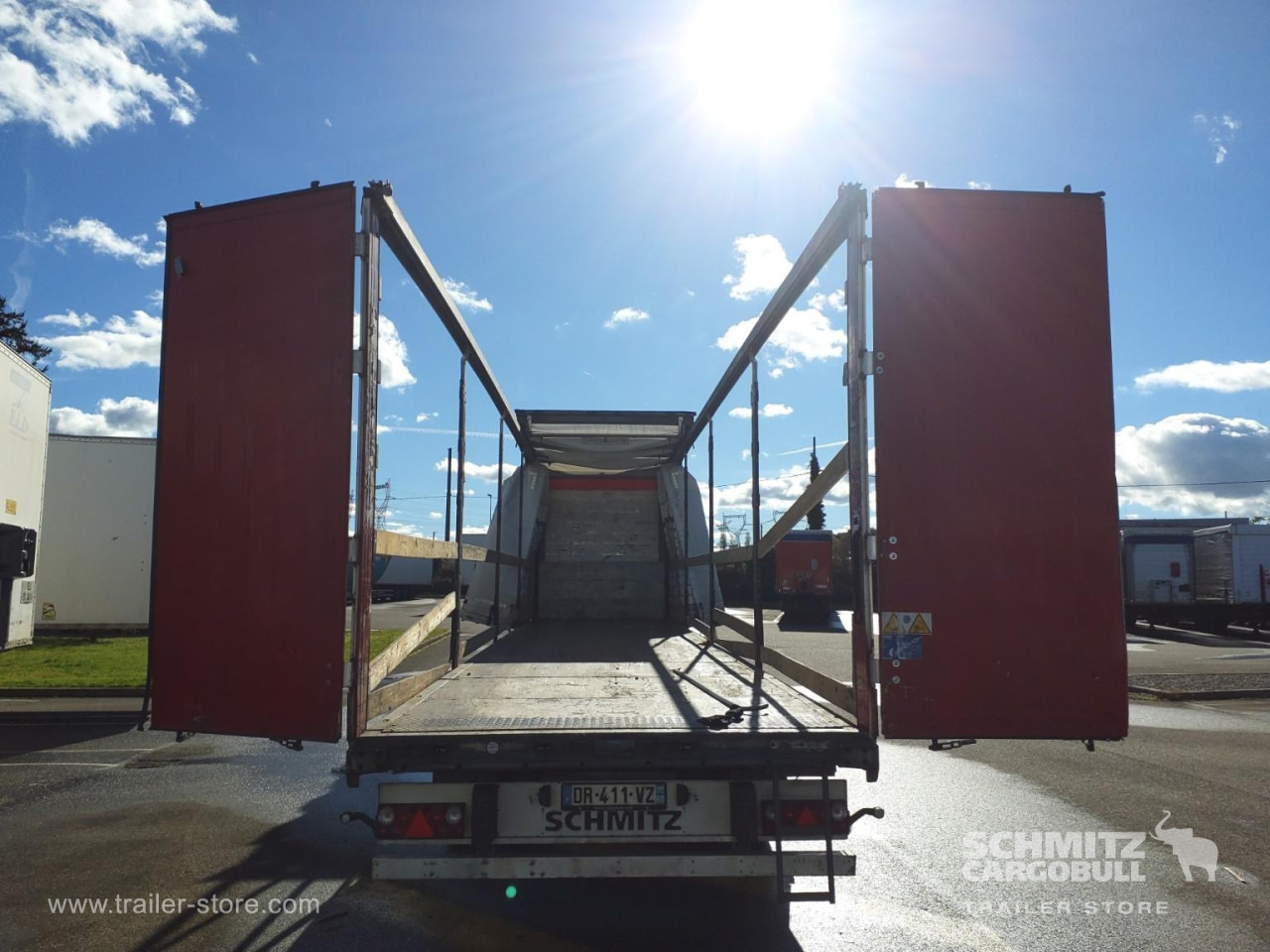 SCHMITZ Curtainsider Standard - Semi-remorque rideaux coulissants: photos 2 SCHMITZ Curtainsider Standard - Semi-remorque rideaux coulissants: photos 2
