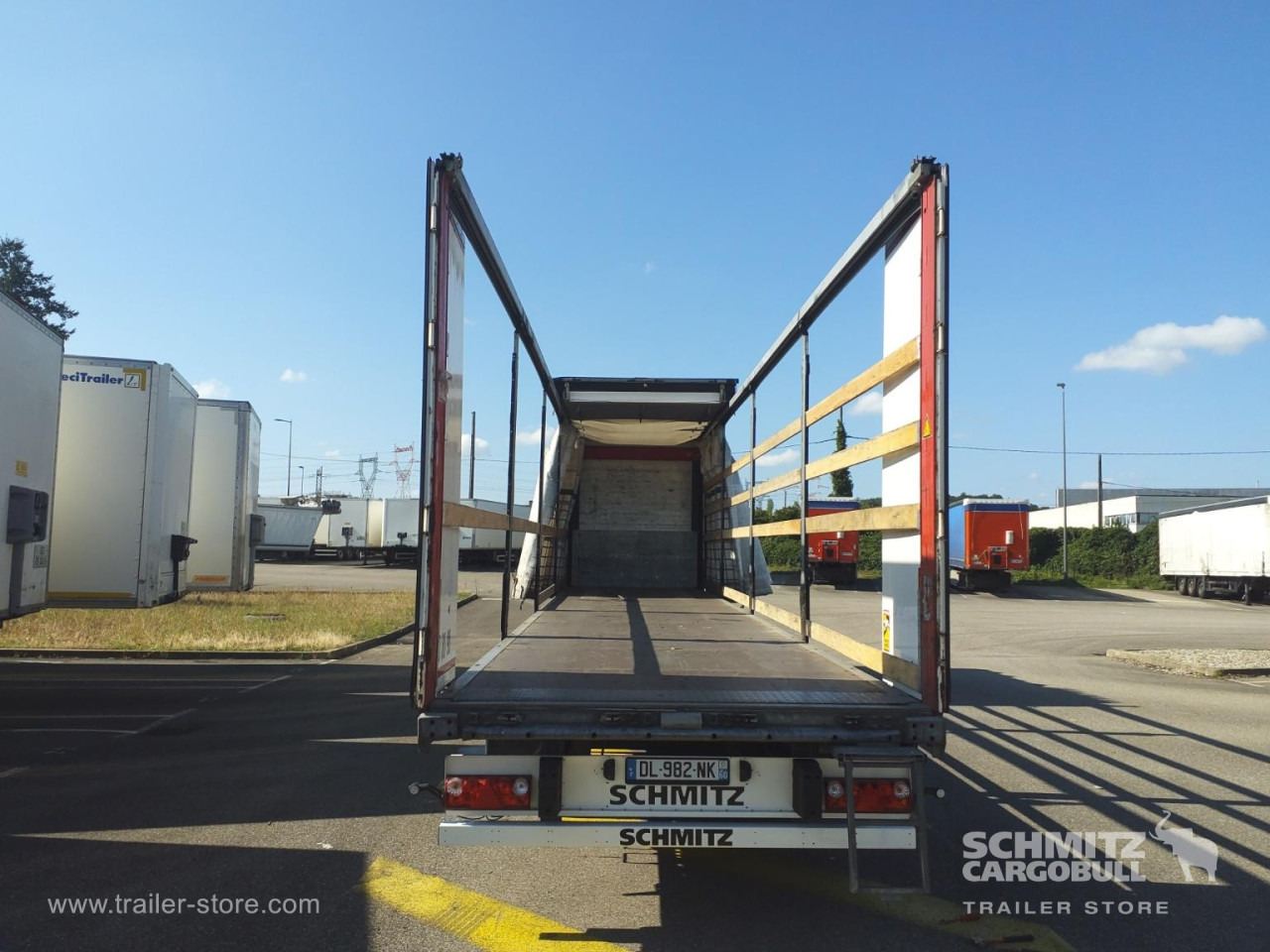 SCHMITZ Curtainsider Standard - Semi-remorque rideaux coulissants: photos 3 SCHMITZ Curtainsider Standard - Semi-remorque rideaux coulissants: photos 3