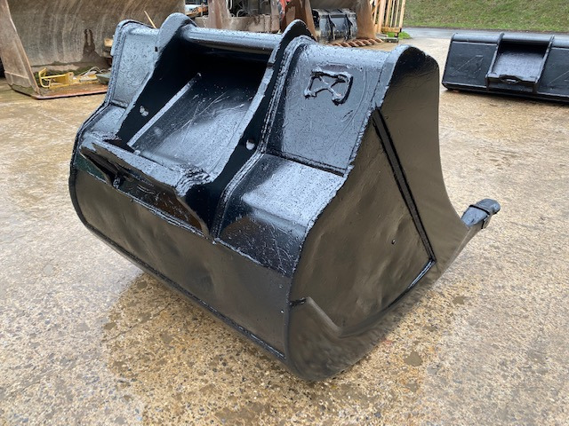 Arden Equipment 1 600 mm - QA 61/62/63 - Godet pour pelle: photos 3 Arden Equipment 1 600 mm - QA 61/62/63 - Godet pour pelle: photos 3