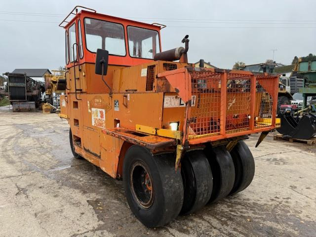 Hamm GRW 15 - Compacteur à pneus: photos 2 Hamm GRW 15 - Compacteur à pneus: photos 2