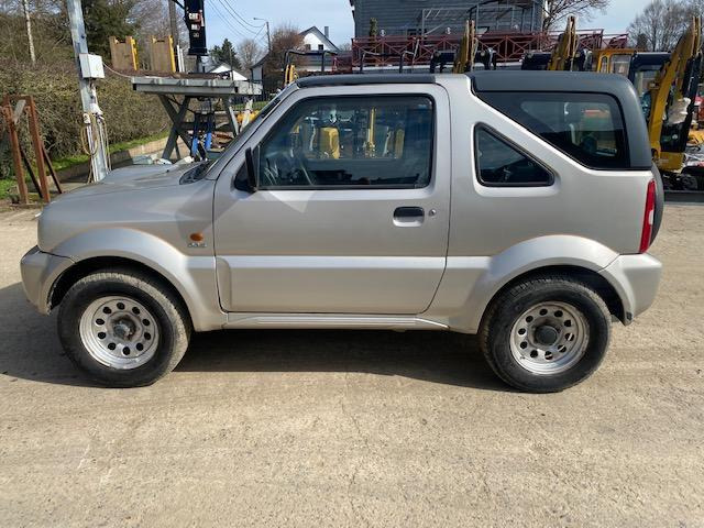 Voiture Suzuki Jimny: photos 19