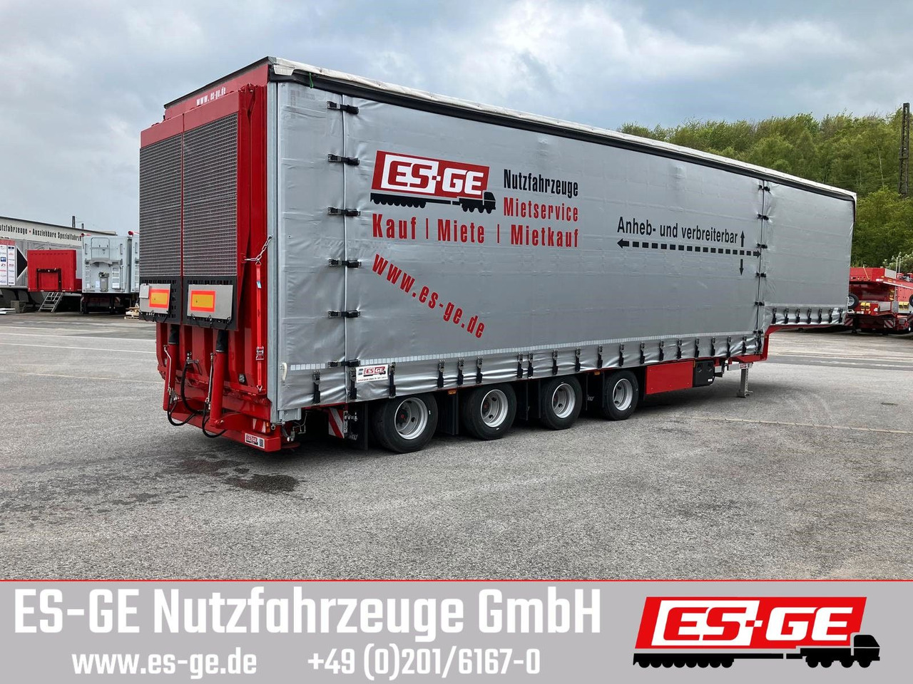 Dinkel 4-Achs-Jumbotieflader - doppelte Rampen Dinkel 4-Achs-Jumbotieflader - doppelte Rampen - Semi-remorque surbaissé: photos 1 Dinkel 4-Achs-Jumbotieflader - doppelte Rampen Dinkel 4-Achs-Jumbotieflader - doppelte Rampen - Semi-remorque surbaissé: photos 1