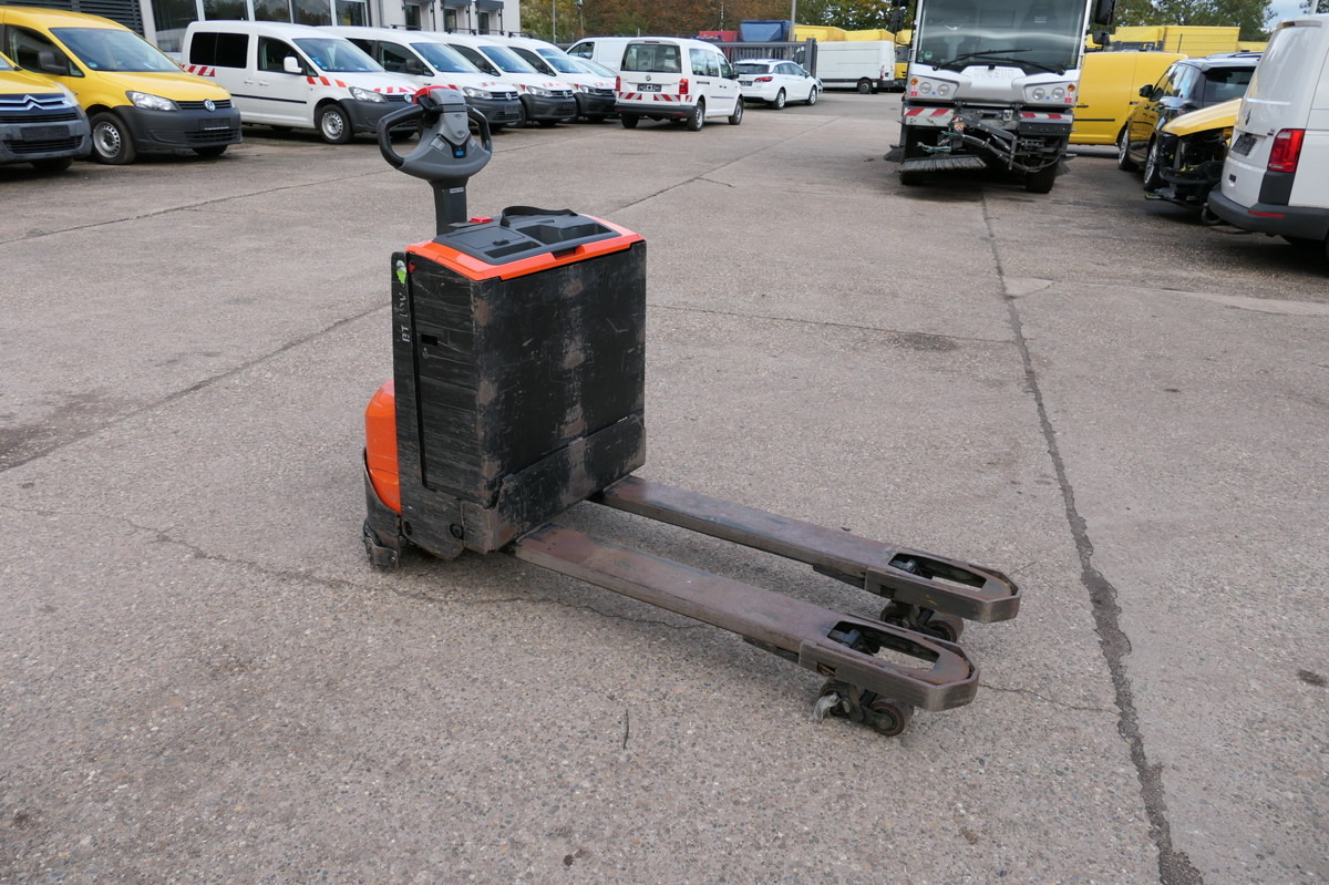 BT LWE 160 Batterie 46/2024 - Transpalette: photos 2 BT LWE 160 Batterie 46/2024 - Transpalette: photos 2