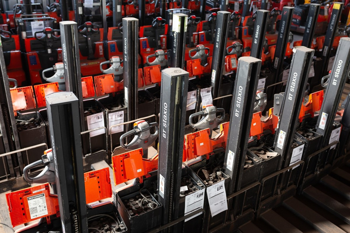 BT SWE 080L Batterie 06/2019 - Transpalette: photos 1 BT SWE 080L Batterie 06/2019 - Transpalette: photos 1