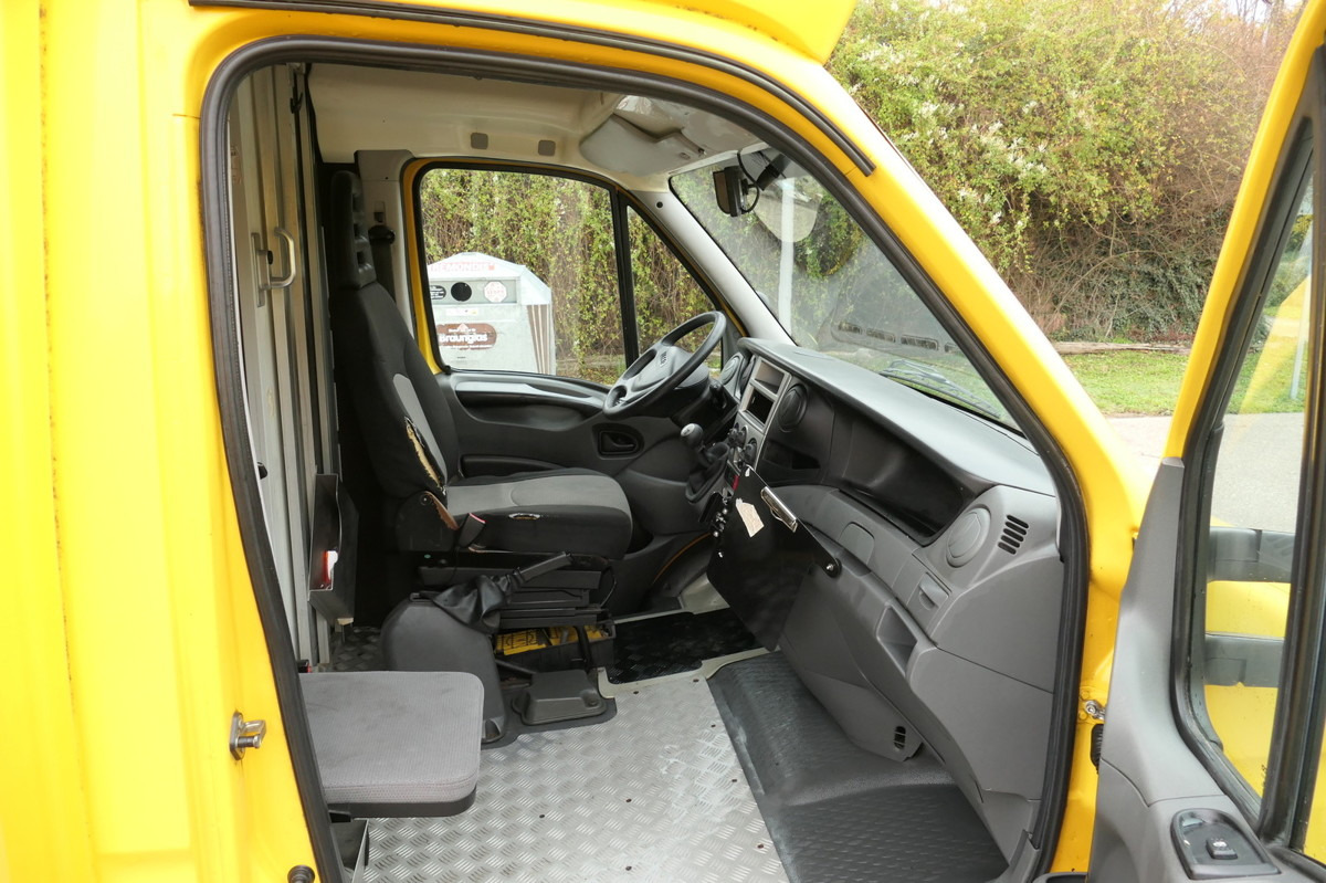 Fourgon grand volume IVECO Daily 35 S11 C30C AUTOMATIK KAMERA MAXI Regale D: photos 5