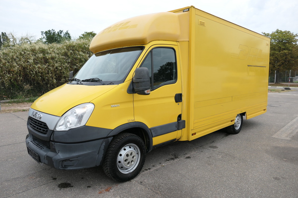 IVECO Daily 35 S11 C30C AUTOMATIK KAMERA Regale LUFT D - Fourgon grand volume: photos 1 IVECO Daily 35 S11 C30C AUTOMATIK KAMERA Regale LUFT D - Fourgon grand volume: photos 1