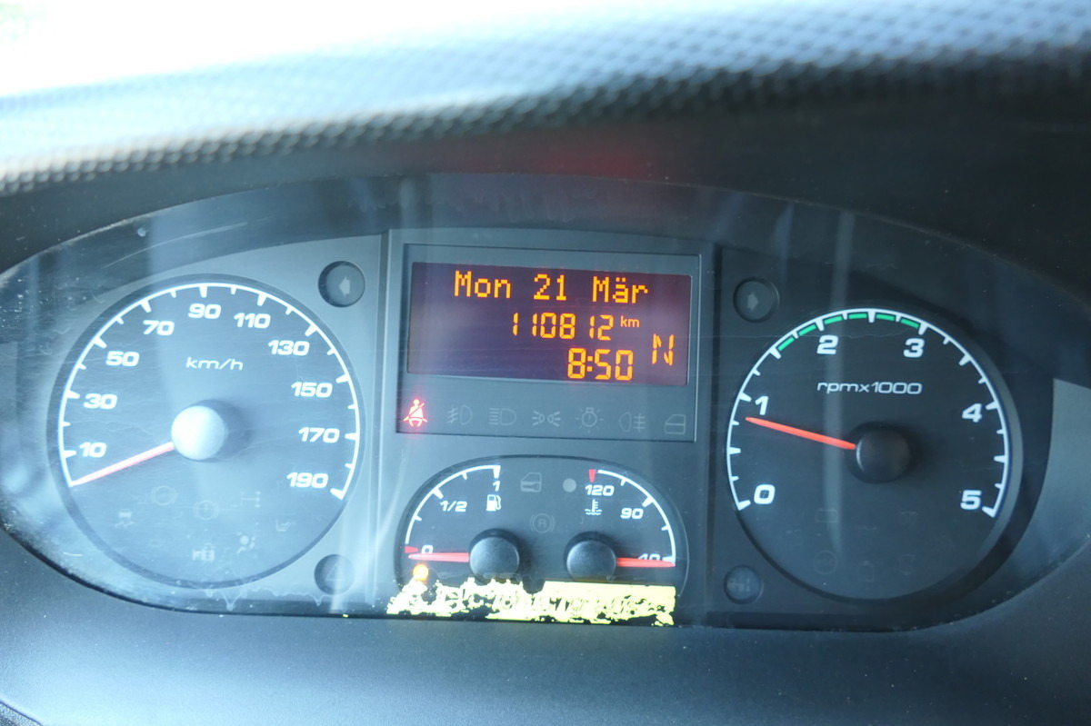 Fourgon grand volume IVECO Daily 35 S11 C30C AUTOMATIK KAMERA Regale LUFT D: photos 12
