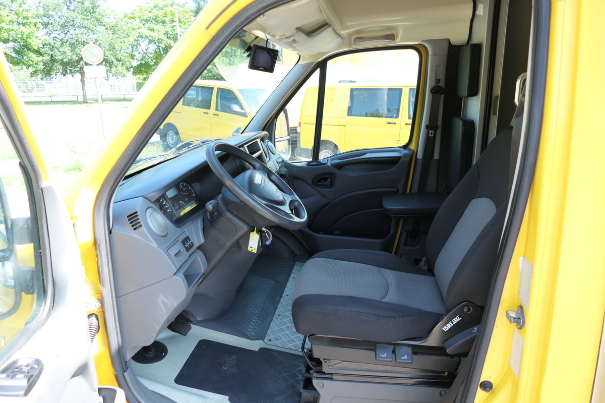 Fourgon grand volume IVECO Daily 35 S11 C30C AUTOMATIK KAMERA Regale LUFT D: photos 9