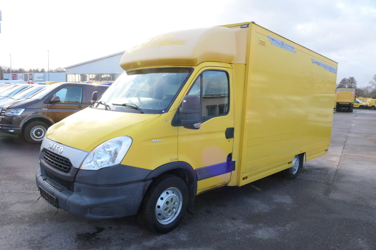 IVECO Daily 35 S11 C30C AUTOMATIK KAMERA Regale LUFT D - Fourgon grand volume: photos 1 IVECO Daily 35 S11 C30C AUTOMATIK KAMERA Regale LUFT D - Fourgon grand volume: photos 1