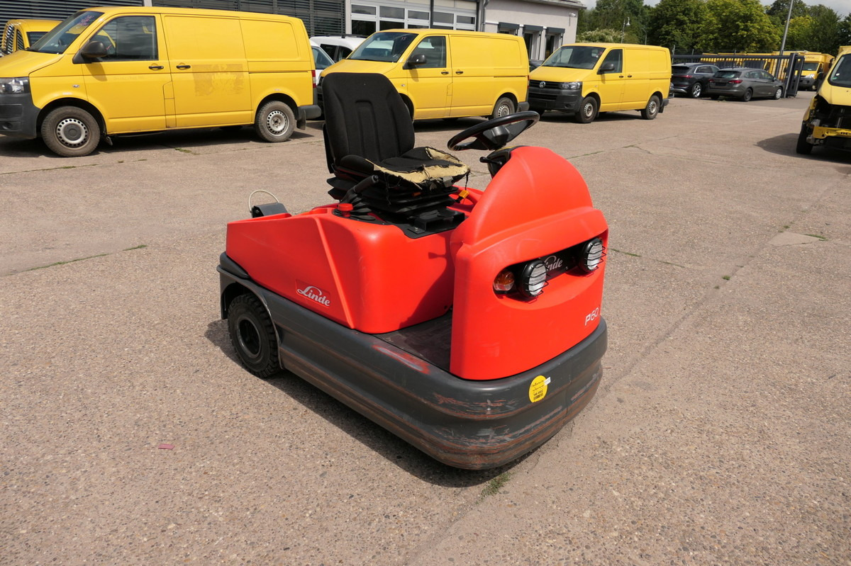LINDE P 60 Z Schlepper - Chariot tracteur: photos 1 LINDE P 60 Z Schlepper - Chariot tracteur: photos 1