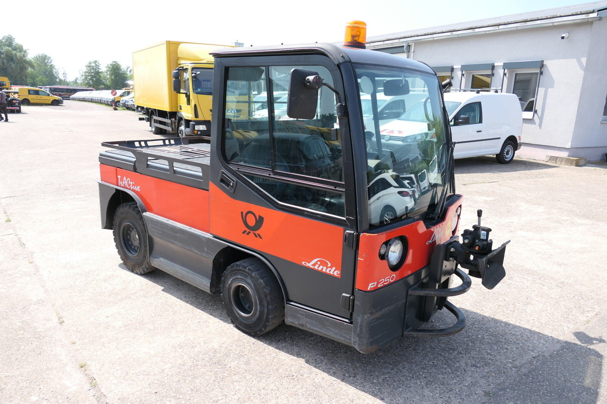 LINDE P250 Schlepper AHK Batterie 50/2020 - Chariot tracteur: photos 3 LINDE P250 Schlepper AHK Batterie 50/2020 - Chariot tracteur: photos 3