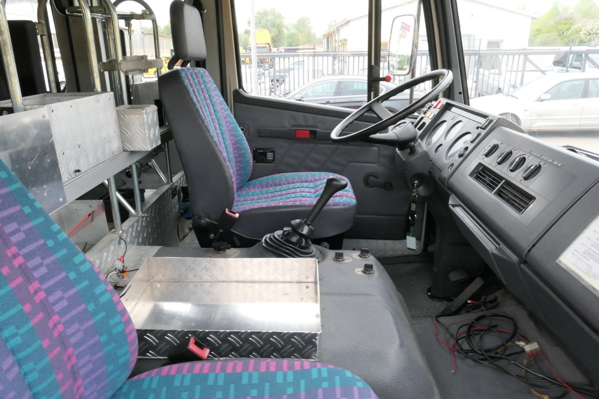 Camion de pompier MERCEDES-BENZ 917 AF LF8/6 Feuerwehrfahrzeug: photos 10