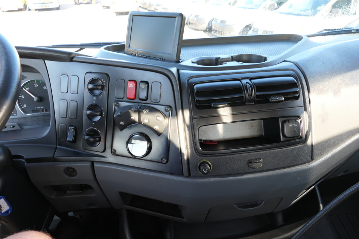 Crédit-bail de MERCEDES-BENZ KAMAG WBH 25 Wiesel Terberg Umsetzfahrz. Sattelk MERCEDES-BENZ KAMAG WBH 25 Wiesel Terberg Umsetzfahrz. Sattelk: photos 14 Crédit-bail de MERCEDES-BENZ KAMAG WBH 25 Wiesel Terberg Umsetzfahrz. Sattelk MERCEDES-BENZ KAMAG WBH 25 Wiesel Terberg Umsetzfahrz. Sattelk: photos 14