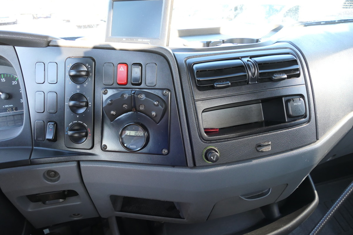 Crédit-bail de MERCEDES-BENZ KAMAG WBH 25 Wiesel Terberg Umsetzfahrz. Sattelk MERCEDES-BENZ KAMAG WBH 25 Wiesel Terberg Umsetzfahrz. Sattelk: photos 17 Crédit-bail de MERCEDES-BENZ KAMAG WBH 25 Wiesel Terberg Umsetzfahrz. Sattelk MERCEDES-BENZ KAMAG WBH 25 Wiesel Terberg Umsetzfahrz. Sattelk: photos 17