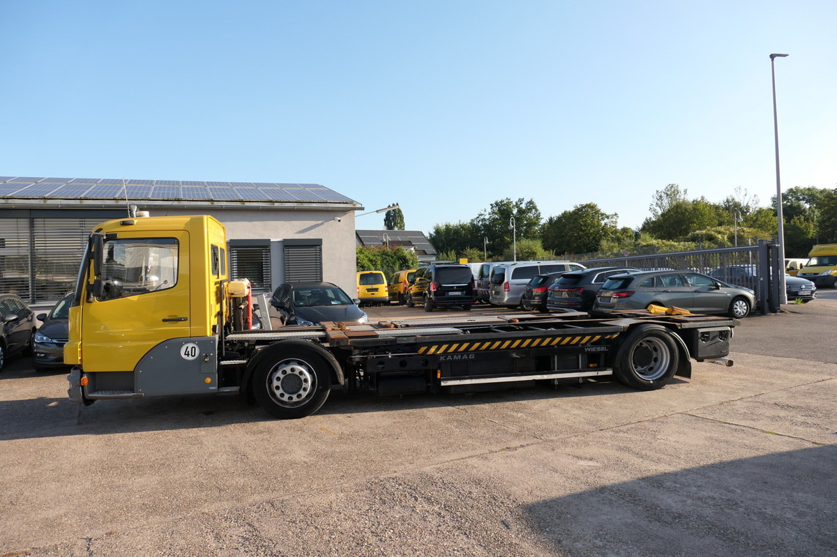 Crédit-bail de MERCEDES-BENZ KAMAG WBH 25 Wiesel Terberg Umsetzfahrz. Sattelk MERCEDES-BENZ KAMAG WBH 25 Wiesel Terberg Umsetzfahrz. Sattelk: photos 9 Crédit-bail de MERCEDES-BENZ KAMAG WBH 25 Wiesel Terberg Umsetzfahrz. Sattelk MERCEDES-BENZ KAMAG WBH 25 Wiesel Terberg Umsetzfahrz. Sattelk: photos 9