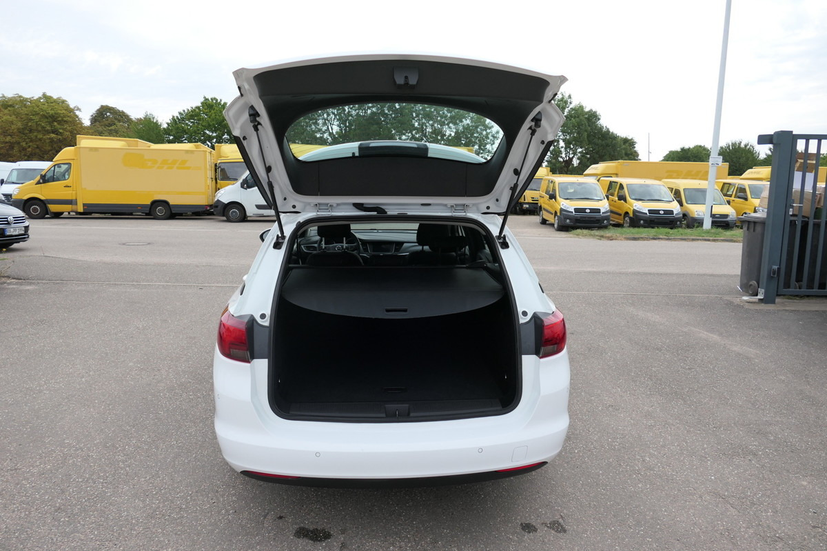 OPEL Astra Sports Tourer 1.5 CDTI KLIMA - Voiture break: photos 5 OPEL Astra Sports Tourer 1.5 CDTI KLIMA - Voiture break: photos 5