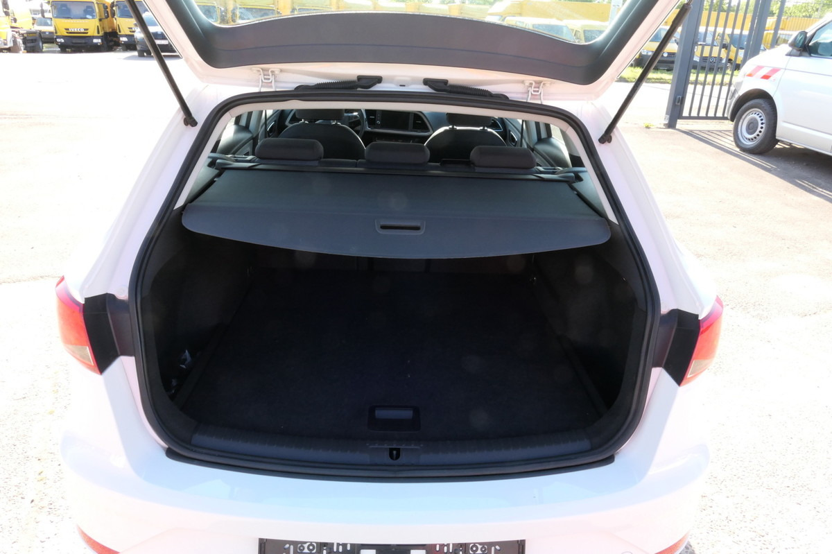 SEAT Leon ST 1.5 TGI Bivalent Benzin/CNG KLIMA - Voiture: photos 5 SEAT Leon ST 1.5 TGI Bivalent Benzin/CNG KLIMA - Voiture: photos 5