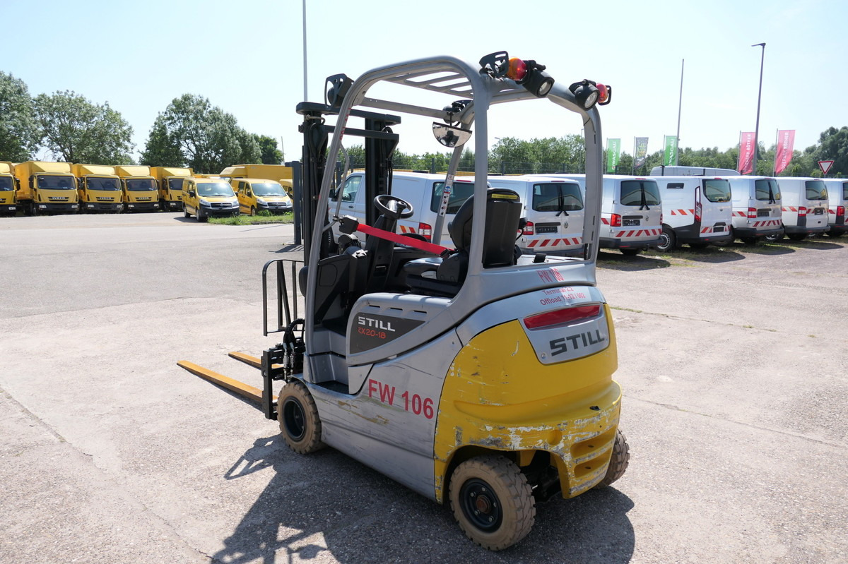 STILL RX 20-18P/H 4-RAD - Chariot embarqué: photos 3 STILL RX 20-18P/H 4-RAD - Chariot embarqué: photos 3