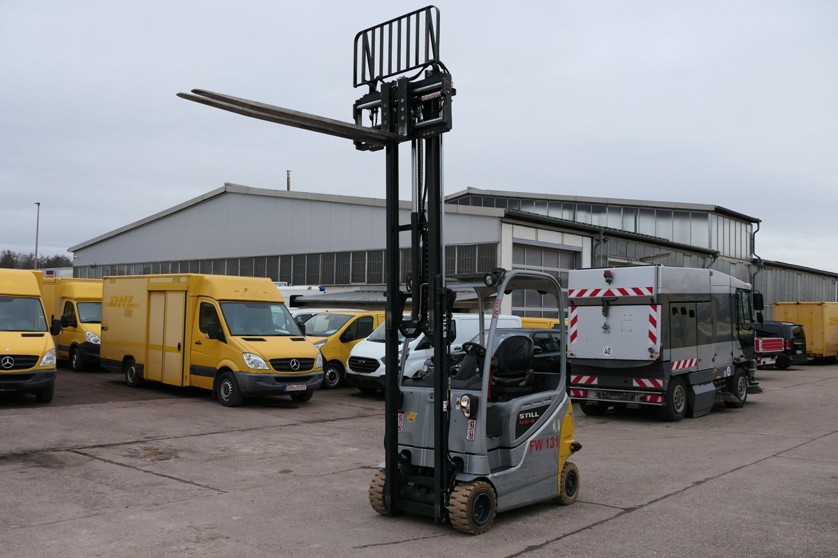 STILL RX 20-18P/H 4RAD DUPLEX 4VENTIL BATTERIE 29/2016 - Chariot embarqué: photos 1 STILL RX 20-18P/H 4RAD DUPLEX 4VENTIL BATTERIE 29/2016 - Chariot embarqué: photos 1