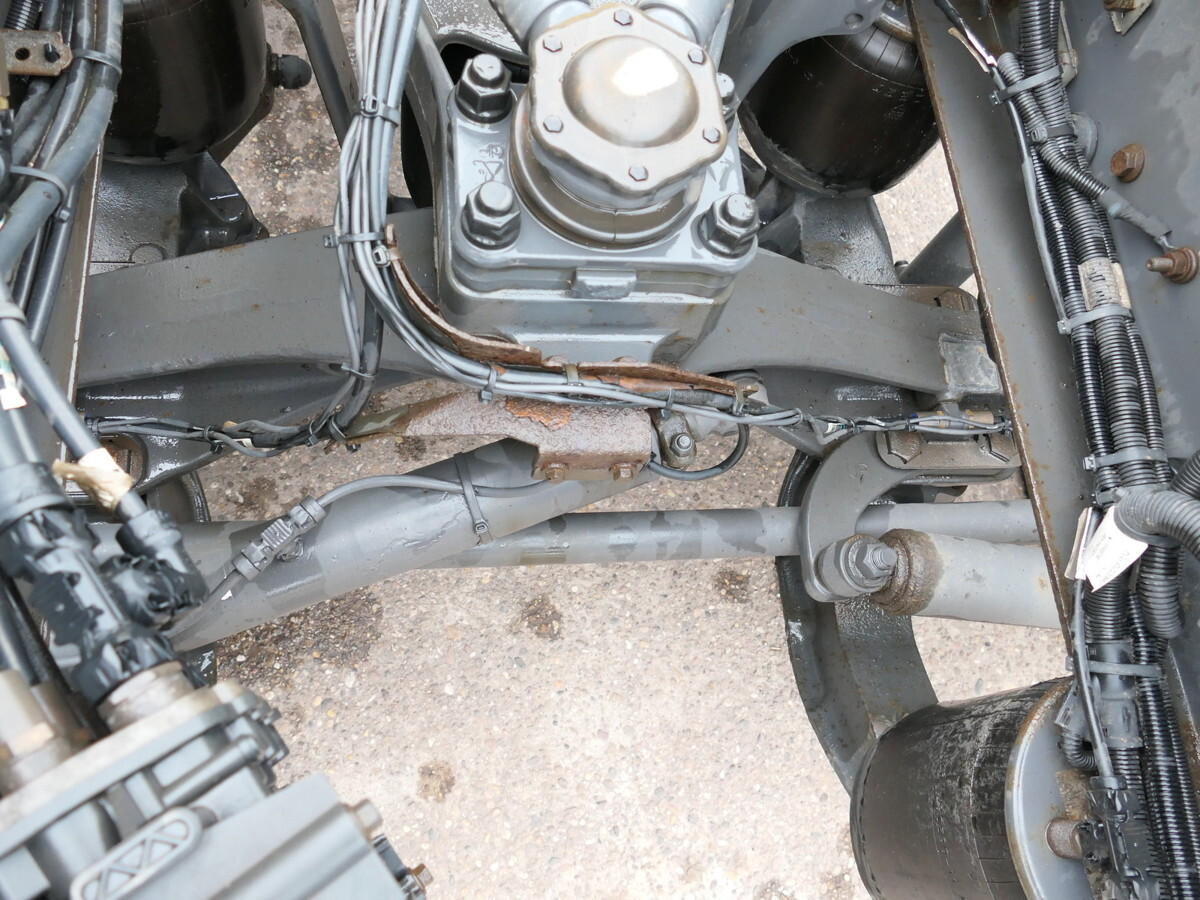 Camion fourgon VOLVO FH 26.420 6x2 BDF: photos 15