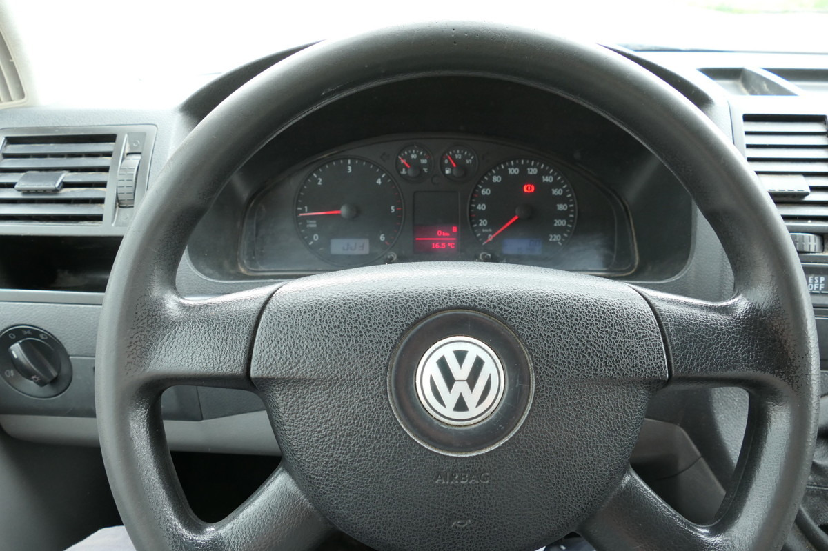 Fourgonnette VW T5 Transporter 1.9 TDI 2-Sitzer PARKTRONIK 2xSCH: photos 12 Fourgonnette VW T5 Transporter 1.9 TDI 2-Sitzer PARKTRONIK 2xSCH: photos 12