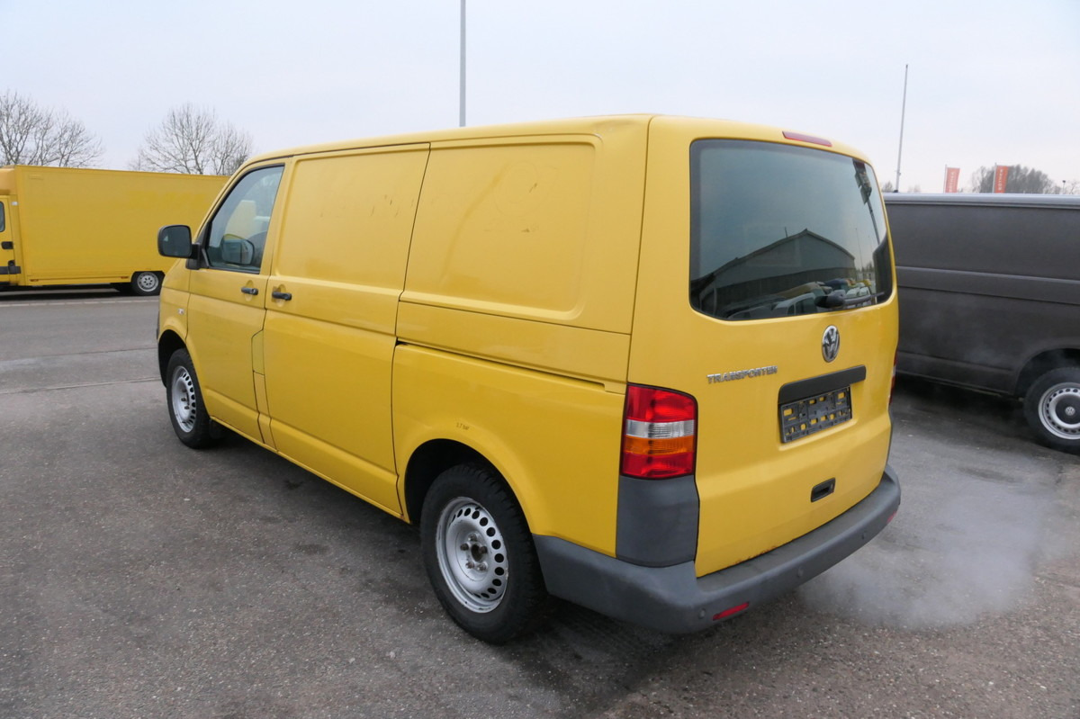 VW T5 Transporter 1.9 TDI PARKTRONIK 2xSCHIEBETÜR - Fourgonnette: photos 5 VW T5 Transporter 1.9 TDI PARKTRONIK 2xSCHIEBETÜR - Fourgonnette: photos 5