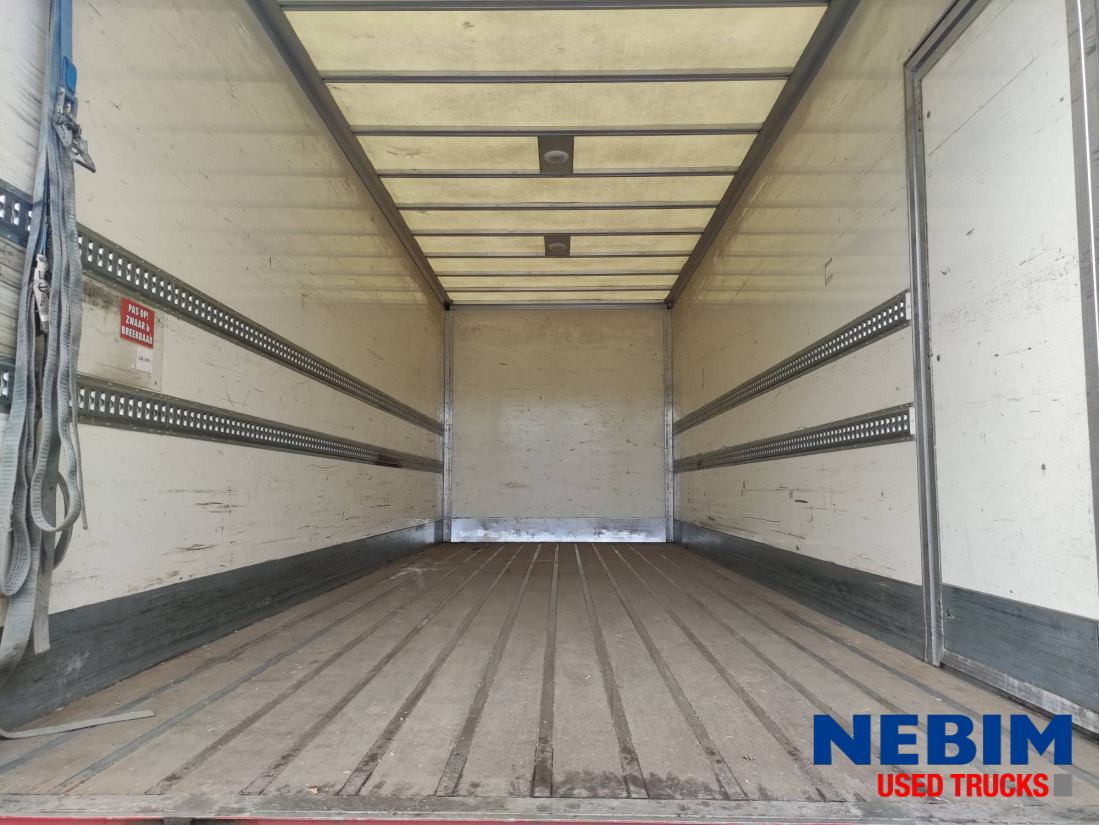 DAF LF 230 4x2 19.000Kg - 2200Kg Taillift - Camion fourgon: photos 3 DAF LF 230 4x2 19.000Kg - 2200Kg Taillift - Camion fourgon: photos 3