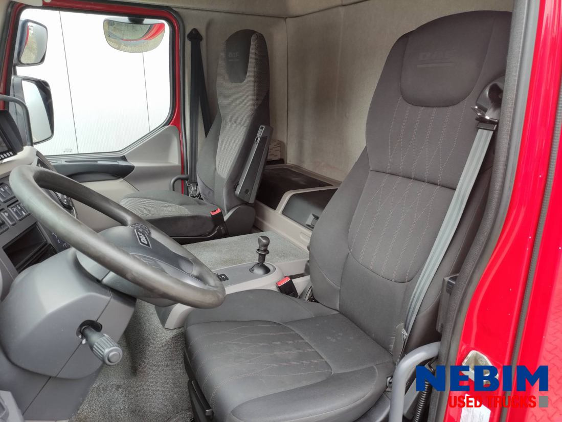 DAF LF 230 4x2 19.000Kg - 2200Kg Taillift - Camion fourgon: photos 4 DAF LF 230 4x2 19.000Kg - 2200Kg Taillift - Camion fourgon: photos 4